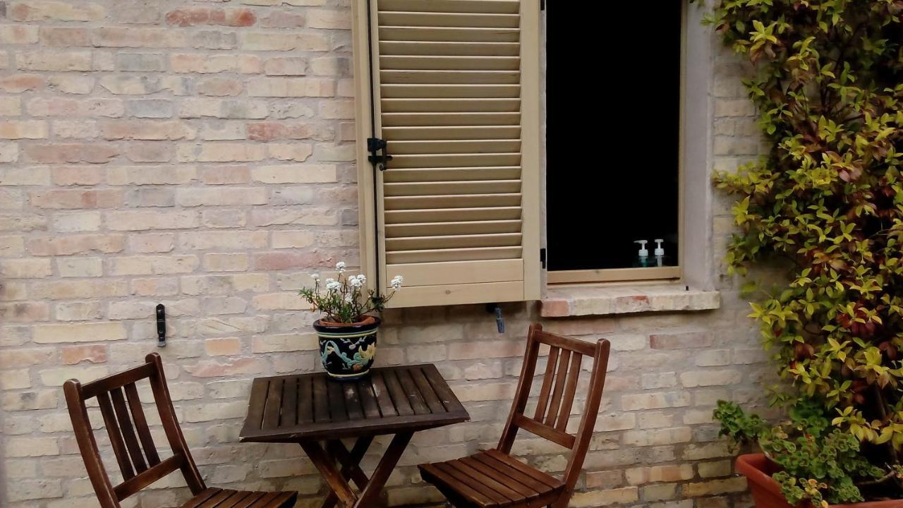 Villa Marsi Sassocorvaro ภายนอก รูปภาพ